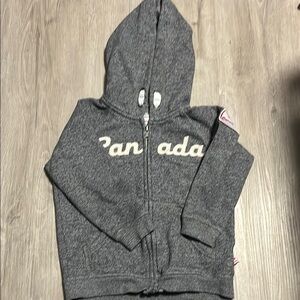Canadiana Gray Zip-Up Hoodie with Ribbed Cuffs